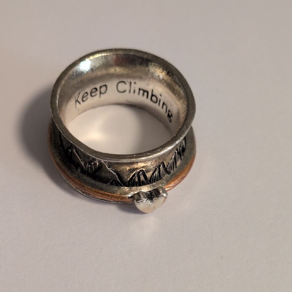 Vintage Mountain Landscape Band Ring with “Keep Climbing”‎ Engraving